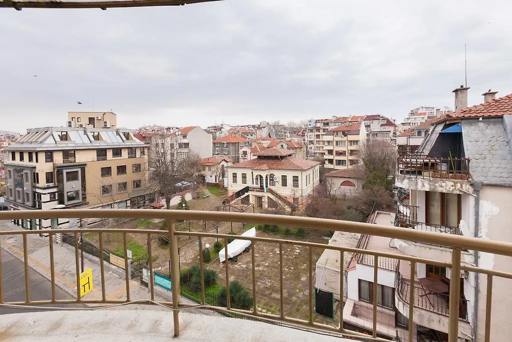 Apartment Lermontov Burgas